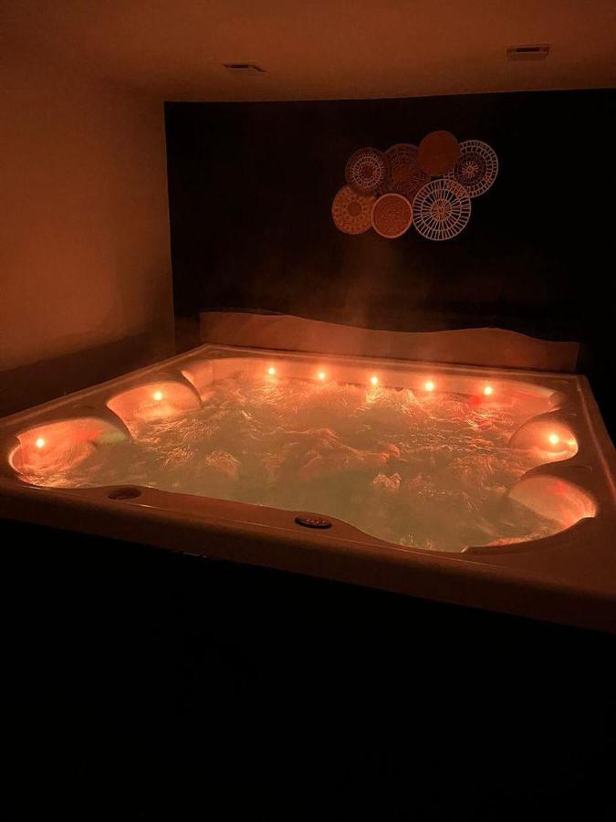 Roulotte La Boheme Est Son Spa En Baie De Somme Arrest Exterior foto